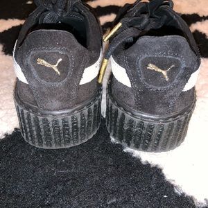 RIHANNA CREEPERS